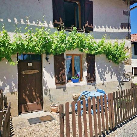 Maison La Peruse At Les Vergnes Gites Exideuil-sur-Vienne Exteriör bild