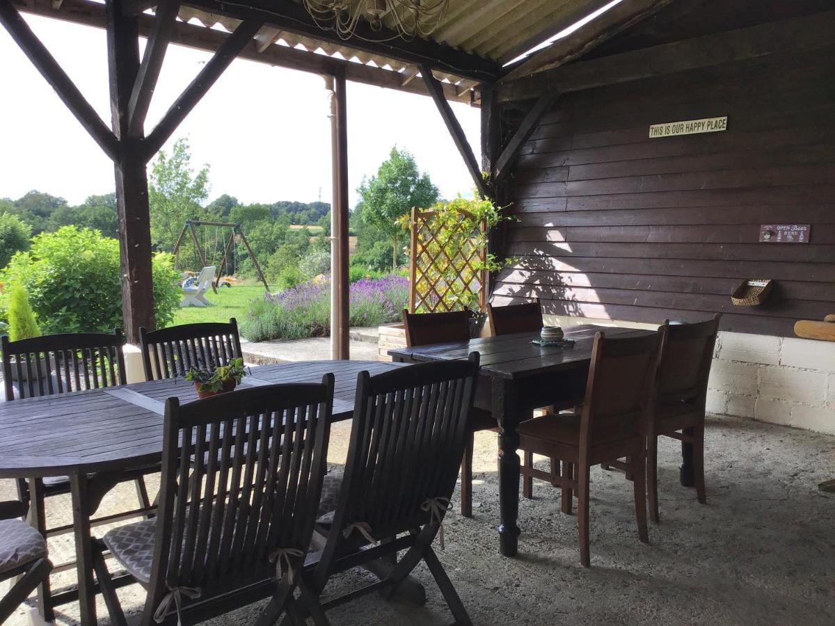 Maison La Peruse At Les Vergnes Gites Exideuil-sur-Vienne Exteriör bild
